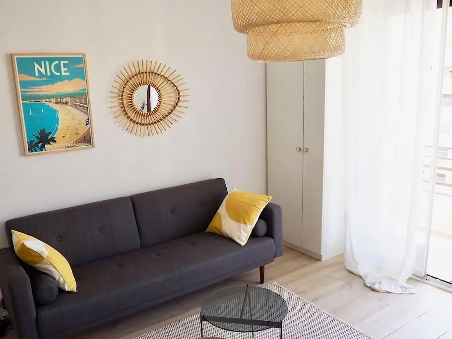 Appartement Proche De Liberation Avec Balcon Ensoleille Nice