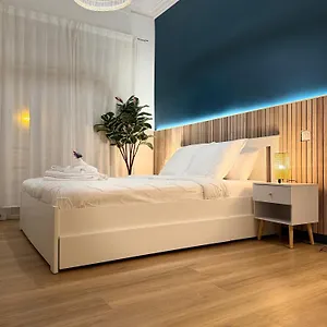 Sunshine Getaway - Stylish In The Heart Of Apartment
